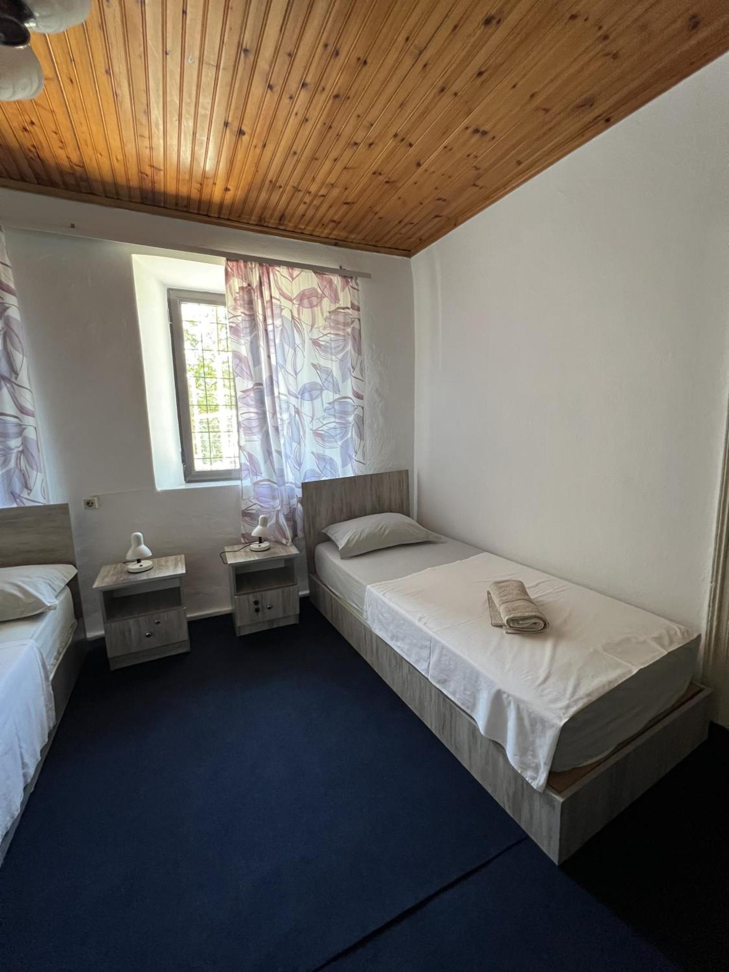 Onetwosleep Guesthouse Shkodër 외부 사진